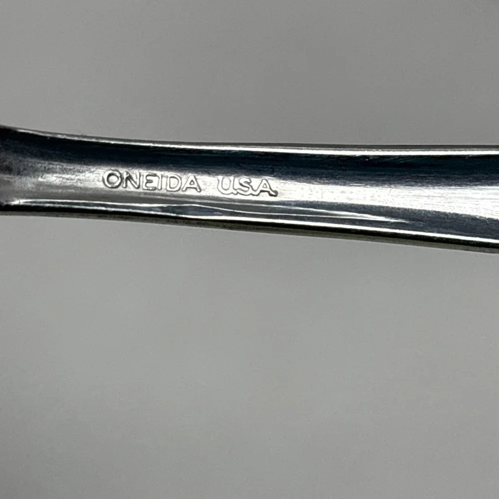 Oneida Satin Accent Set‎ of 6 Tea Spoons 6